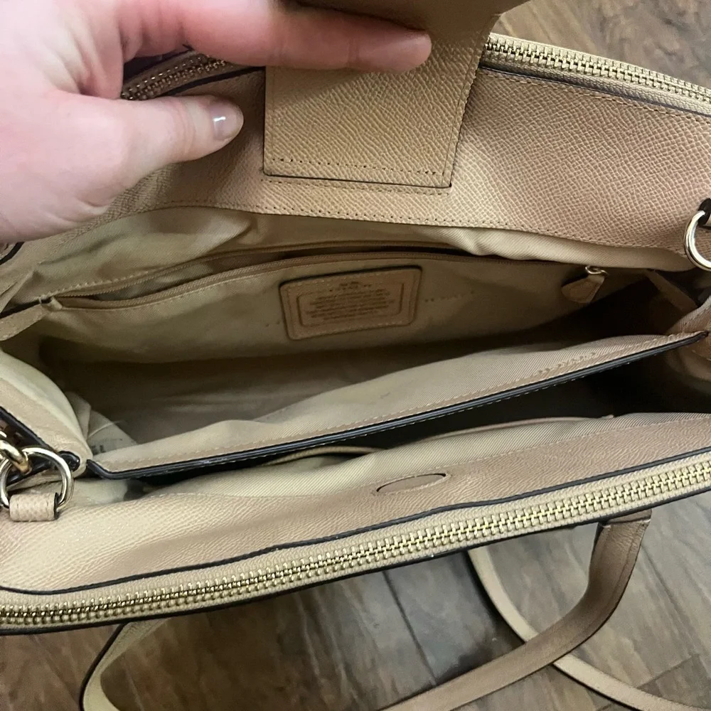 Coach Stanton Carryall Tote